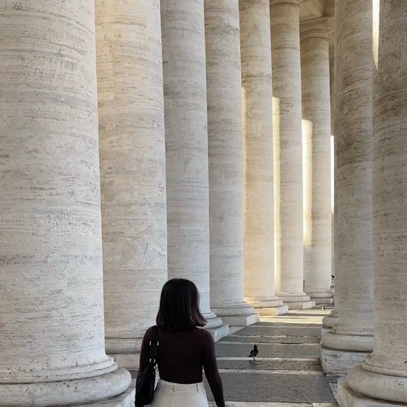 Meet your Posher - Picture 1 of 1